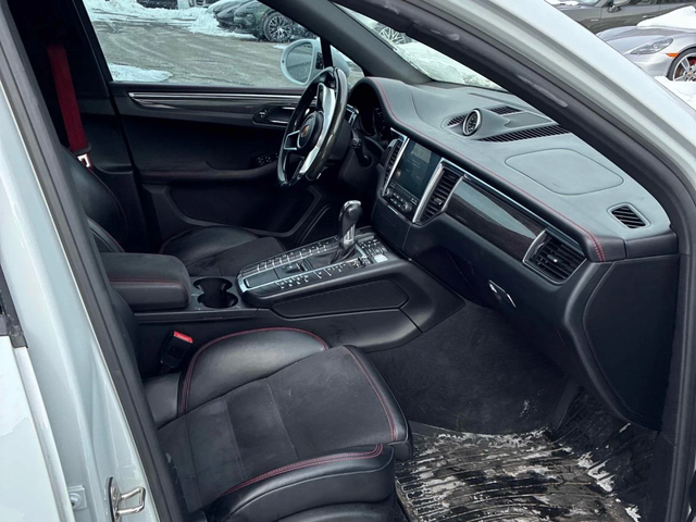 Porsche Macan GTS* Пано* Bose* 360View* - автомобили, коли, обяви за нови и употребявани 9