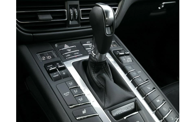 Porsche Macan S - автомобили, коли, обяви за нови и употребявани 6
