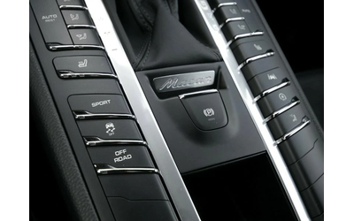 Porsche Macan S - автомобили, коли, обяви за нови и употребявани 7