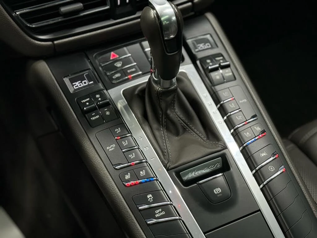 Porsche Macan 2019* S AWD* BOSE* LANE ASSIST* ОБДУХ* ЩОРИ* PANO* - автомобили, коли, обяви за нови и употребявани 7