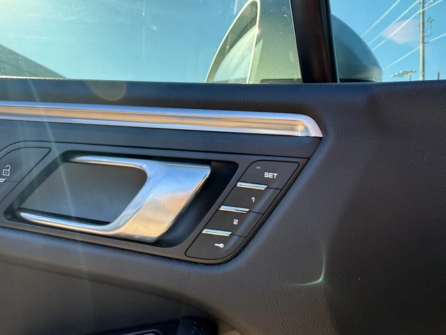 Porsche Macan 2020| MATRIX| BOSE| ОБДУХ| KEYLESS| PANO| CARFAX - автомобили, коли, обяви за нови и употребявани 12