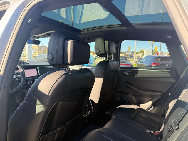 Porsche Macan 2020| MATRIX| BOSE| ОБДУХ| KEYLESS| PANO| CARFAX - автомобили, коли, обяви за нови и употребявани 13