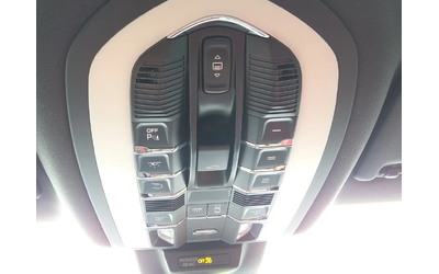 Porsche Macan * АвтоКредит * (ЦЕНА ДО БГ) - автомобили, коли, обяви за нови и употребявани 13