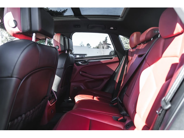 Porsche Macan S AWD* АвтоКредит* (ЦЕНА ДО БГ)* - автомобили, коли, обяви за нови и употребявани 13