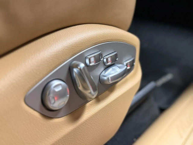 Porsche Macan AWD* АвтоКредит* (ЦЕНА ДО БГ) - автомобили, коли, обяви за нови и употребявани 11