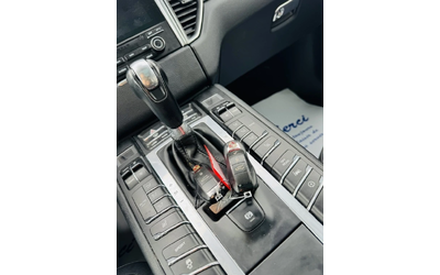 Porsche Macan AWD* АвтоКредит* (ЦЕНА ДО БГ) - автомобили, коли, обяви за нови и употребявани 12