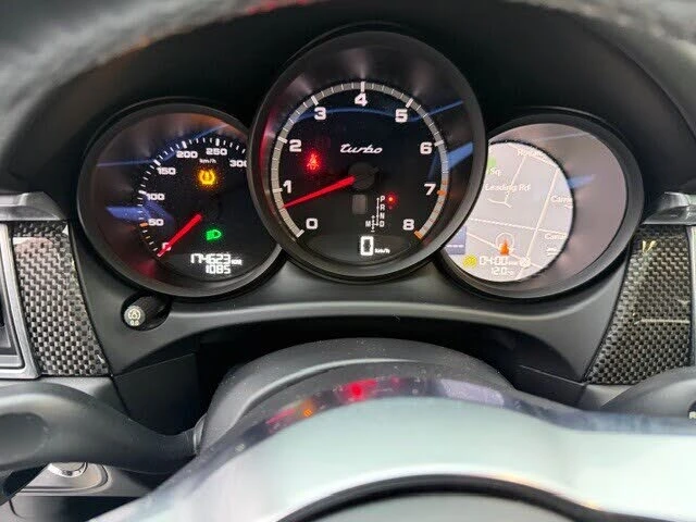 Porsche Macan Turbo* АвтоКредит * (ЦЕНА ДО БГ) - автомобили, коли, обяви за нови и употребявани 11