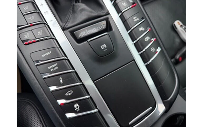 Porsche Macan Turbo* АвтоКредит * (ЦЕНА ДО БГ) - автомобили, коли, обяви за нови и употребявани 13