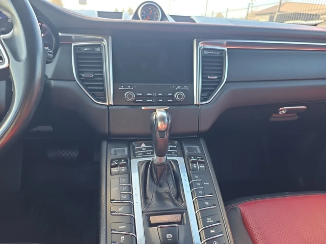 Porsche Macan * AWD* Автокредит(Цена до БГ) - автомобили, коли, обяви за нови и употребявани 4