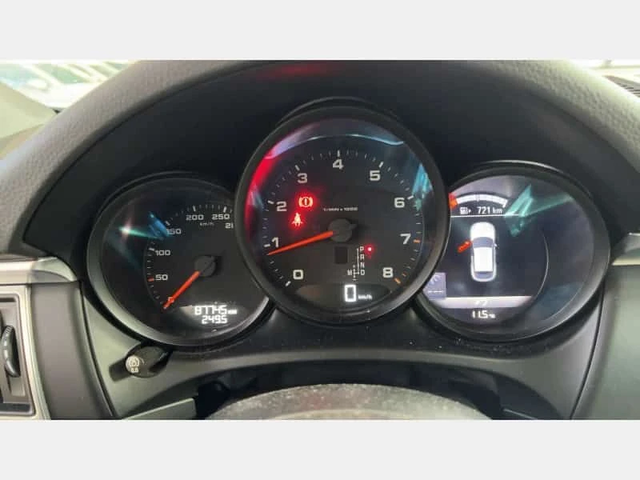 Porsche Macan AWD* ПАНОРАМА* ПОДГРЕВИ* KEYLESS* - автомобили, коли, обяви за нови и употребявани 7