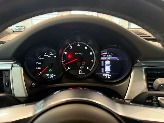 Porsche Macan | Turbo | PANO | ОБДУХВАНЕ | BOSE | - автомобили, коли, обяви за нови и употребявани 7