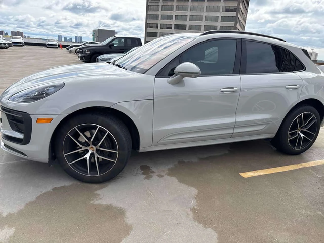 Porsche Macan | DISTRONIC | 360 | ОБДУХВАНЕ | ПАНОРАМА | CARFAX - автомобили, коли, обяви за нови и употребявани 1