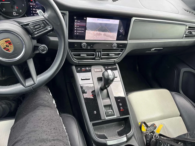 Porsche Macan | DISTRONIC | 360 | ОБДУХВАНЕ | ПАНОРАМА | CARFAX - автомобили, коли, обяви за нови и употребявани 8