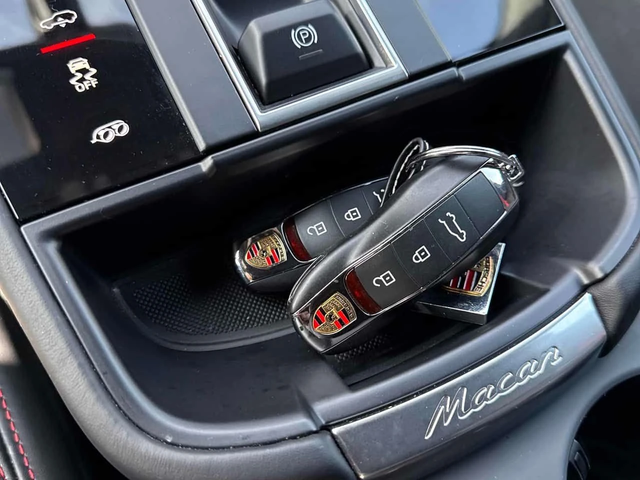 Porsche Macan GTS * BOSE* PANORAMA* - автомобили, коли, обяви за нови и употребявани 10