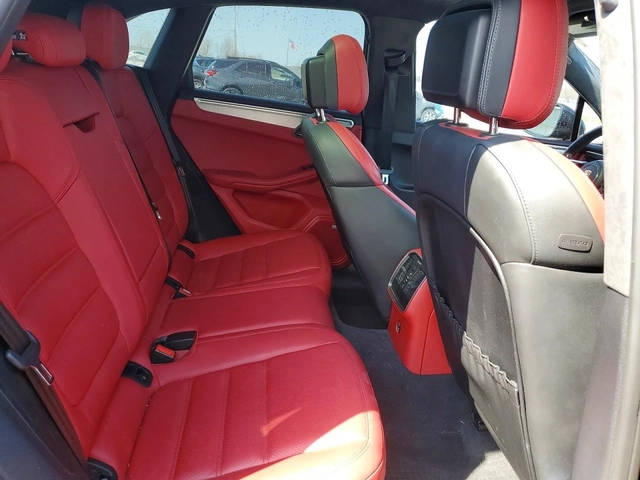 Porsche Macan TURBO AWD - автомобили, коли, обяви за нови и употребявани 10