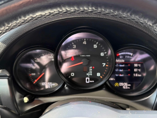 Porsche Macan AWD/Keyless/Lane assist/Bose/Pano - автомобили, коли, обяви за нови и употребявани 8