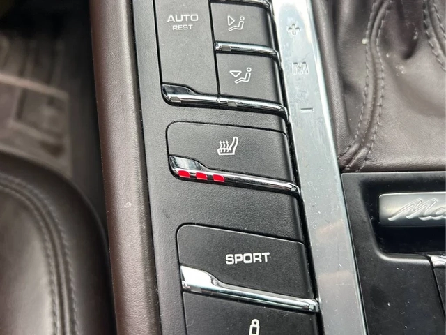 Porsche Macan GTS / CARFAX - автомобили, коли, обяви за нови и употребявани 14