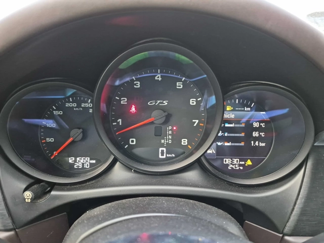 Porsche Macan GTS / CARFAX - автомобили, коли, обяви за нови и употребявани 8