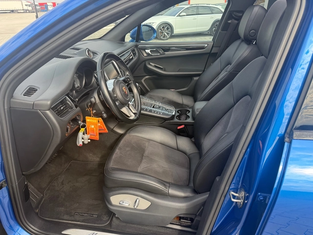 Porsche Macan 3.0 i - автомобили, коли, обяви за нови и употребявани 9