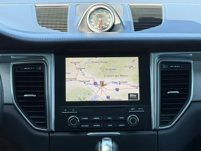 Porsche Macan TURBO AWD V6 - автомобили, коли, обяви за нови и употребявани 11