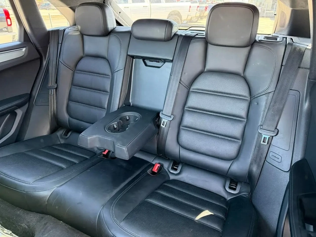 Porsche Macan TURBO AWD V6 - автомобили, коли, обяви за нови и употребявани 14