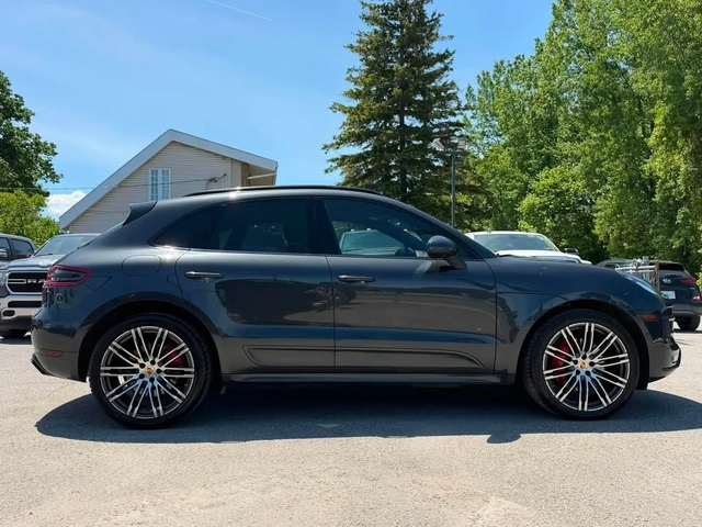 Porsche Macan TURBO AWD V6 - автомобили, коли, обяви за нови и употребявани 4
