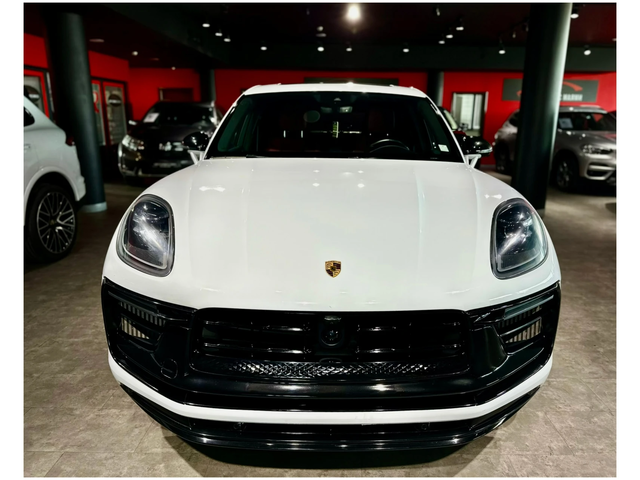 Porsche Macan Porsche Macan  - автомобили, коли, обяви за нови и употребявани 17