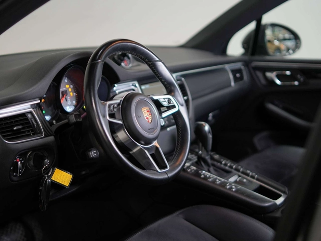 Porsche Macan S | PANO | СЕРВИЗНА ИСТОРИЯ | ЦЕНА ДО БГ - автомобили, коли, обяви за нови и употребявани 7