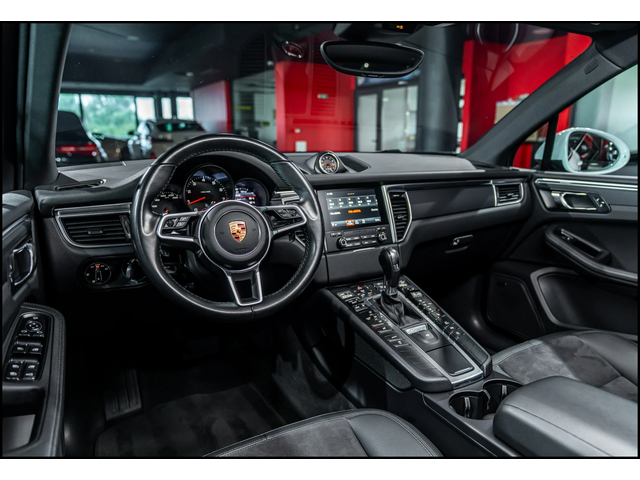 Porsche Macan Porsche Macan  - автомобили, коли, обяви за нови и употребявани 25