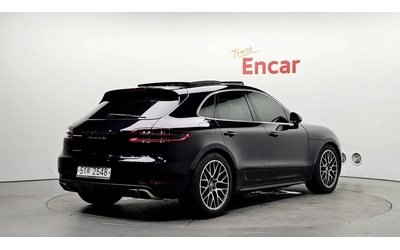 porsche-macan - 1