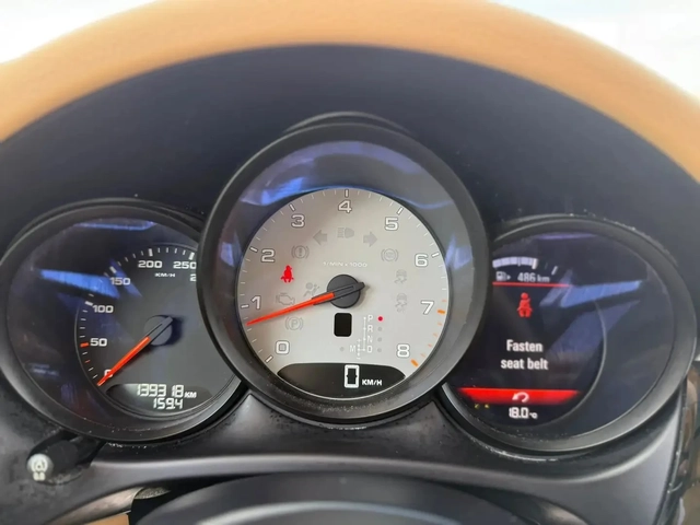 Porsche Macan S* AWD* PANO* ОБДУХ - автомобили, коли, обяви за нови и употребявани 5