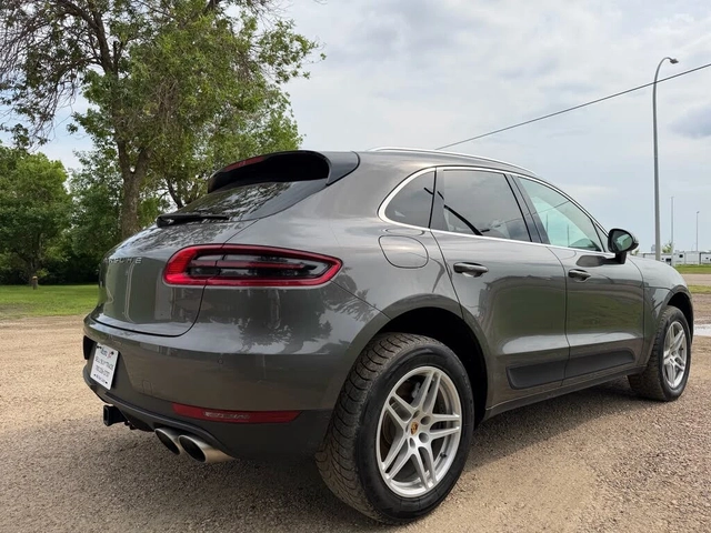 Porsche Macan 3.0S AWD* PANORAMA* ПОДГРЕВ* ОБДУХВАНЕ* КАМЕРА* - автомобили, коли, обяви за нови и употребявани 3