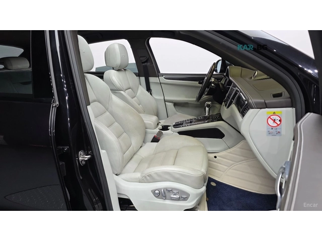 Porsche Macan 3.0 GTS/LANE ASSIST/KEYLESS/PANO - автомобили, коли, обяви за нови и употребявани 14