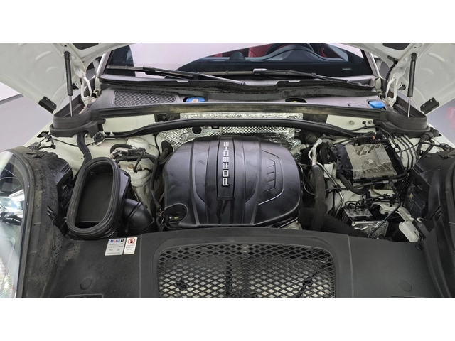 Porsche Macan 2.0 - автомобили, коли, обяви за нови и употребявани 16