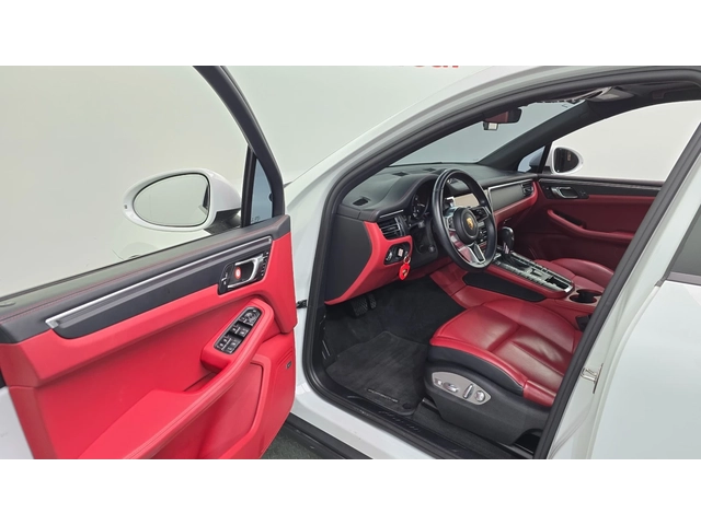 Porsche Macan 2.0 - автомобили, коли, обяви за нови и употребявани 4