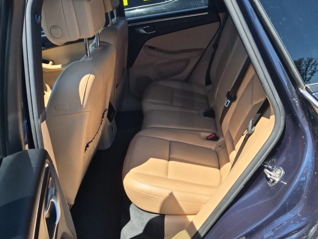 Porsche Macan Sport Edition 2.0T AWD - автомобили, коли, обяви за нови и употребявани 8