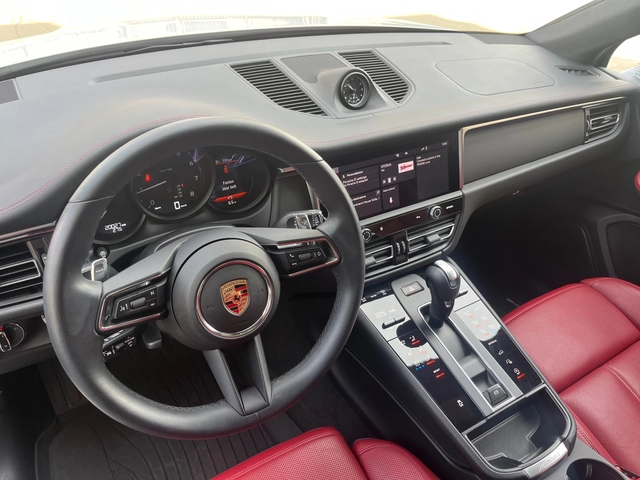 Porsche Macan Macan T Full 20000км - автомобили, коли, обяви за нови и употребявани 12