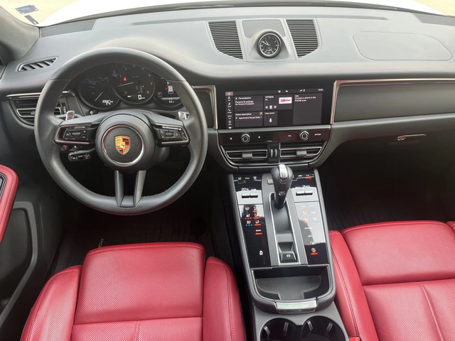 Porsche Macan Macan T Full 20000км - автомобили, коли, обяви за нови и употребявани 7