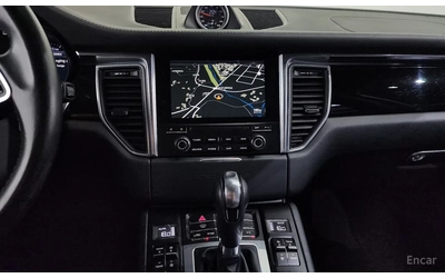 porsche-macan - 4