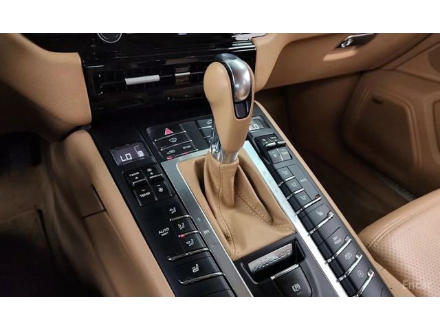 Porsche Macan 3.6 Turbo V6 - автомобили, коли, обяви за нови и употребявани 8