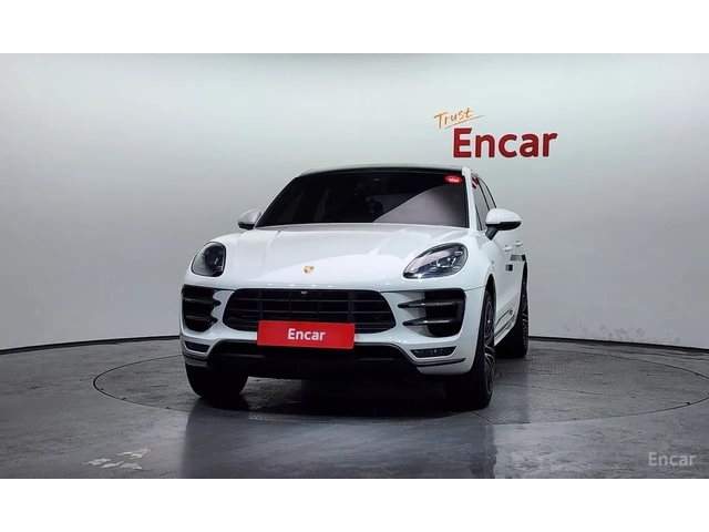 Porsche Macan Върхово изпълнение * Цена до България - автомобили, коли, обяви за нови и употребявани 0