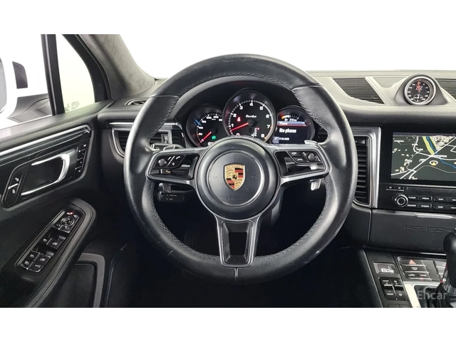 Porsche Macan Върхово изпълнение * Цена до България - автомобили, коли, обяви за нови и употребявани 8