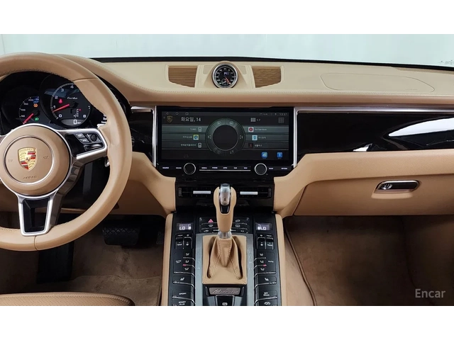 Porsche Macan 3.6 Turbo V6 - автомобили, коли, обяви за нови и употребявани 6