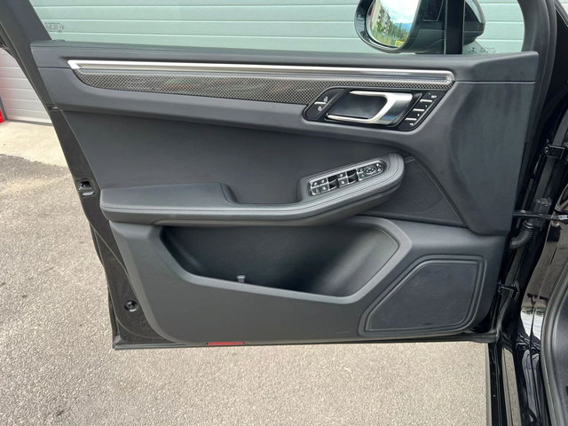 Porsche Macan GTS - автомобили, коли, обяви за нови и употребявани 7