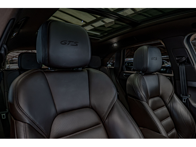 Porsche Macan GTS/PASM/Burmester High End/Панорама/Карбон/PTM/ABD/ - автомобили, коли, обяви за нови и употребявани 11