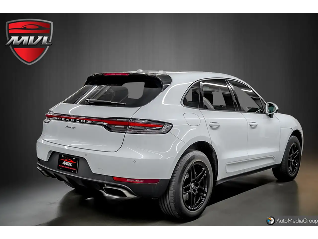 Porsche Macan Premium Package Plus / Clean Carfax All Wheel Drive - автомобили, коли, обяви за нови и употребявани 3
