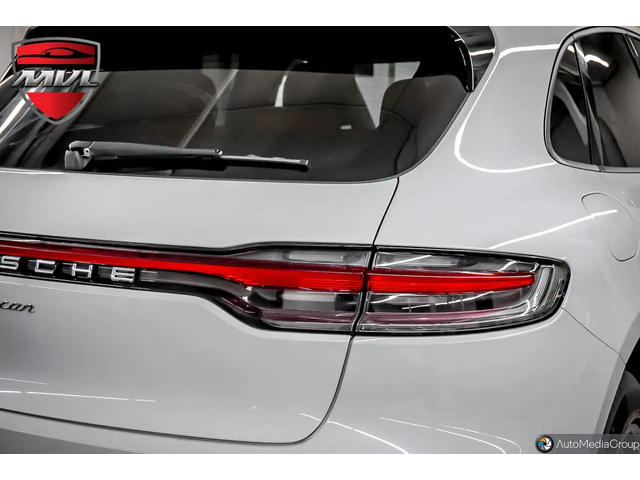 Porsche Macan Premium Package Plus / Clean Carfax All Wheel Drive - автомобили, коли, обяви за нови и употребявани 4