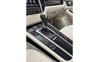 Porsche Macan S AWD All Wheel Drive - автомобили, коли, обяви за нови и употребявани 13