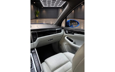 Porsche Macan S AWD All Wheel Drive - автомобили, коли, обяви за нови и употребявани 8