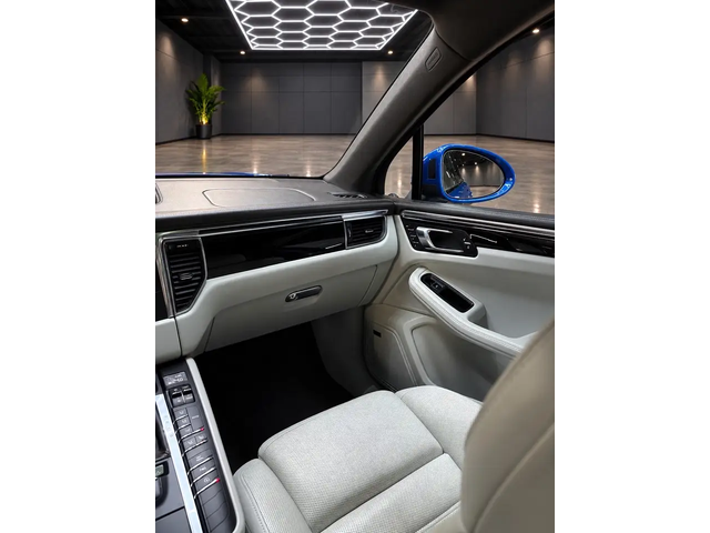 Porsche Macan S AWD All Wheel Drive - автомобили, коли, обяви за нови и употребявани 8